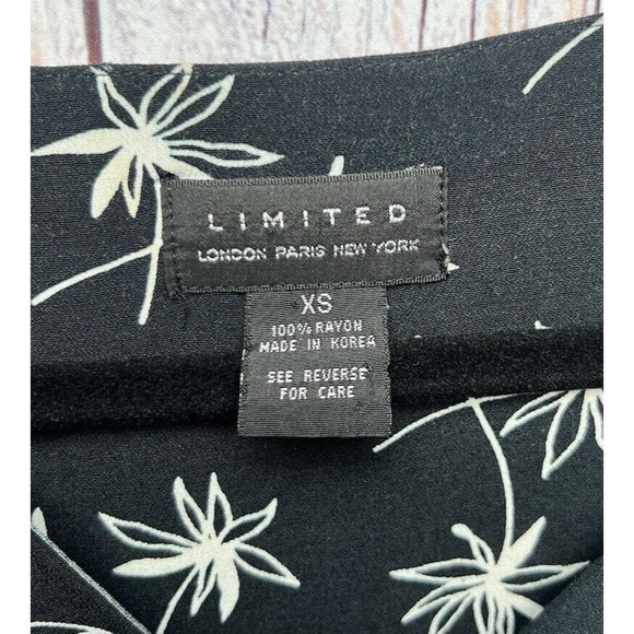 Limited London Paris New York Womens Romper Rayon Black White Floral Summer XS - Picture 6 of 7